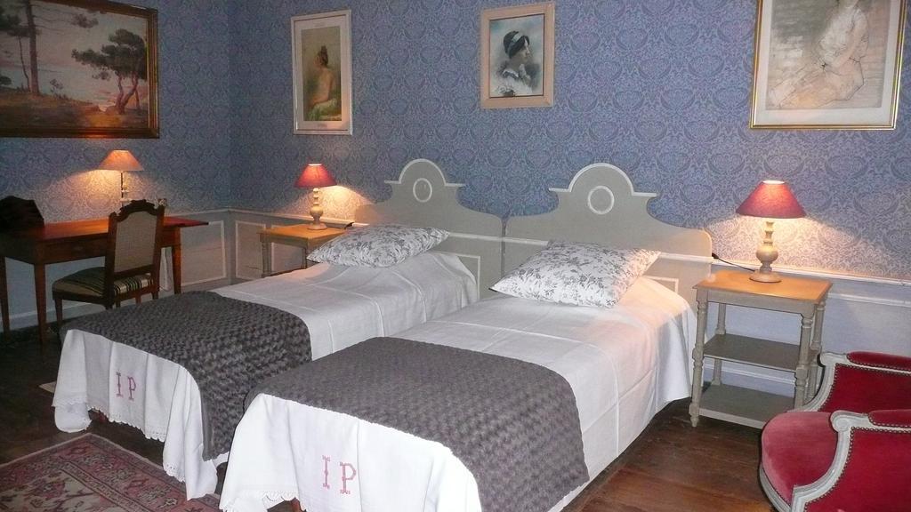 Chateau De Crocq - Chambres D'Hotes De Charme Ruang foto